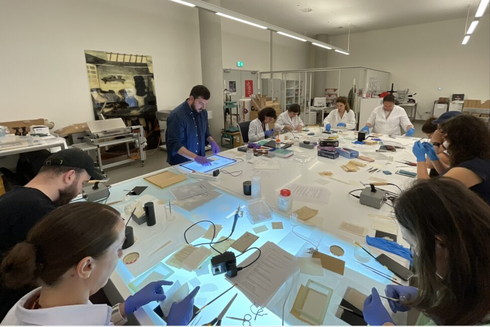 Σεμινάριο στα εργαστήρια συντήρησης της ΕΒΕ με θέμα τη χρήση νανοϋλικών και νανοτεχνολογιών στη Συντήρηση Έργων Τέχνης